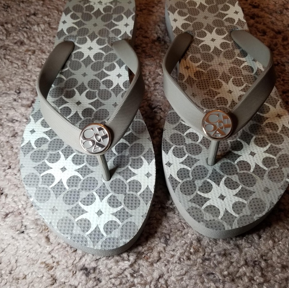 Coach flip flops, size 8